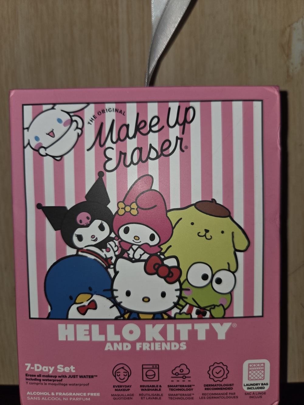 Hello Kitty & Friends Make Up Eraser Set - Pink